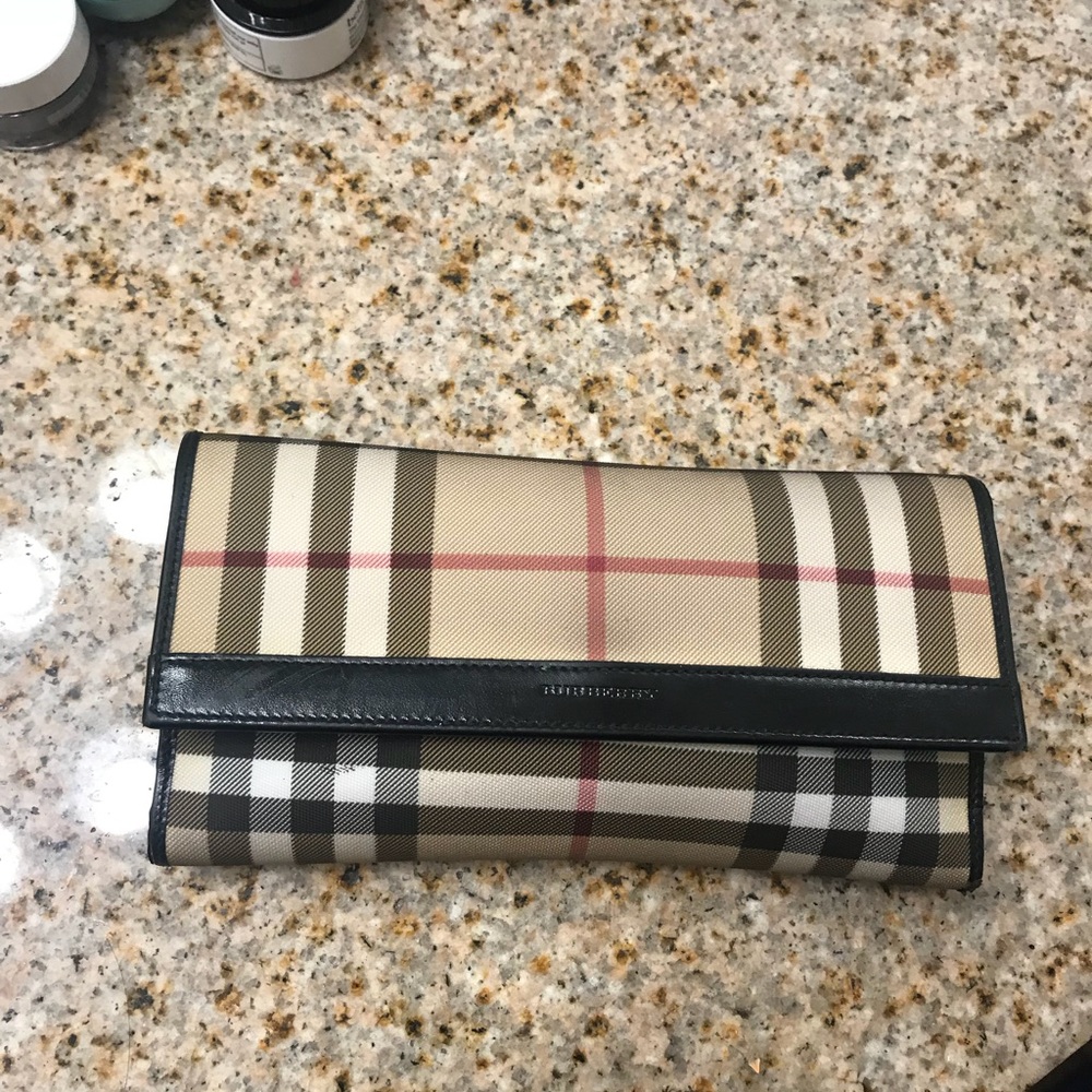 Burberry wallet